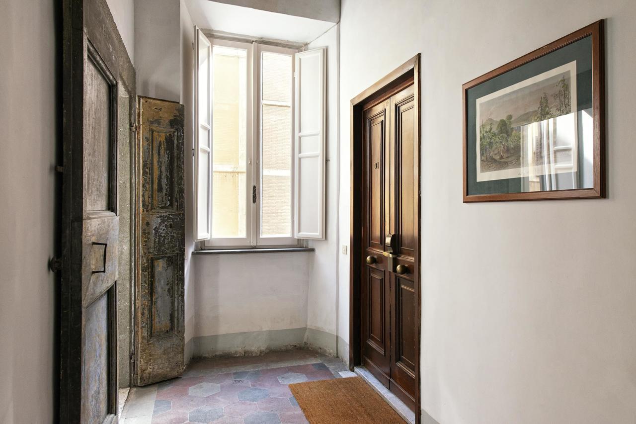 רומא Canova Rooms In Spanish Steps מראה חיצוני תמונה